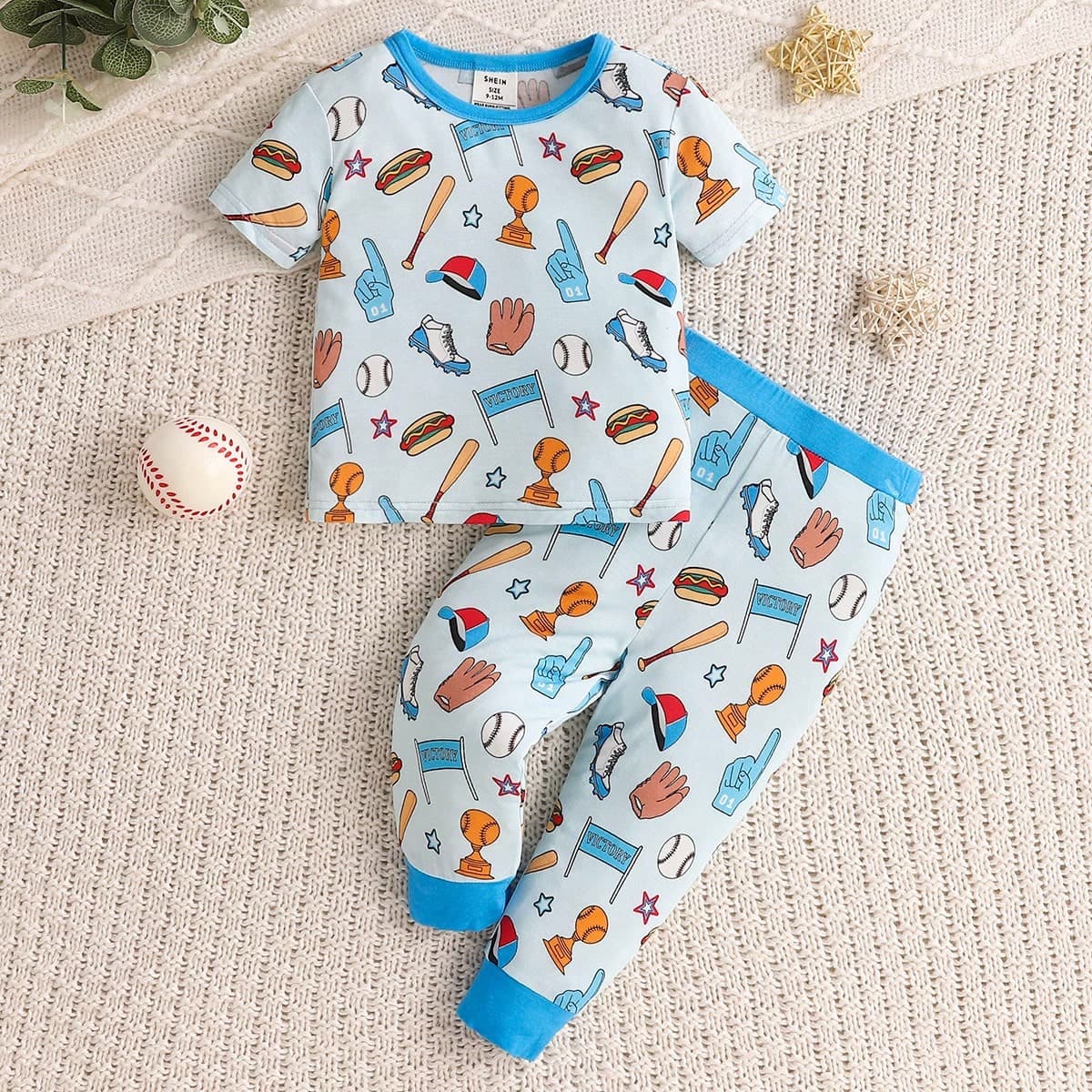 Ensemble de pyjama confortable et respectueux de la peau pour la maison avec col contrasté pour bébé garçon, 2 pièces, t-shirt à manches courtes