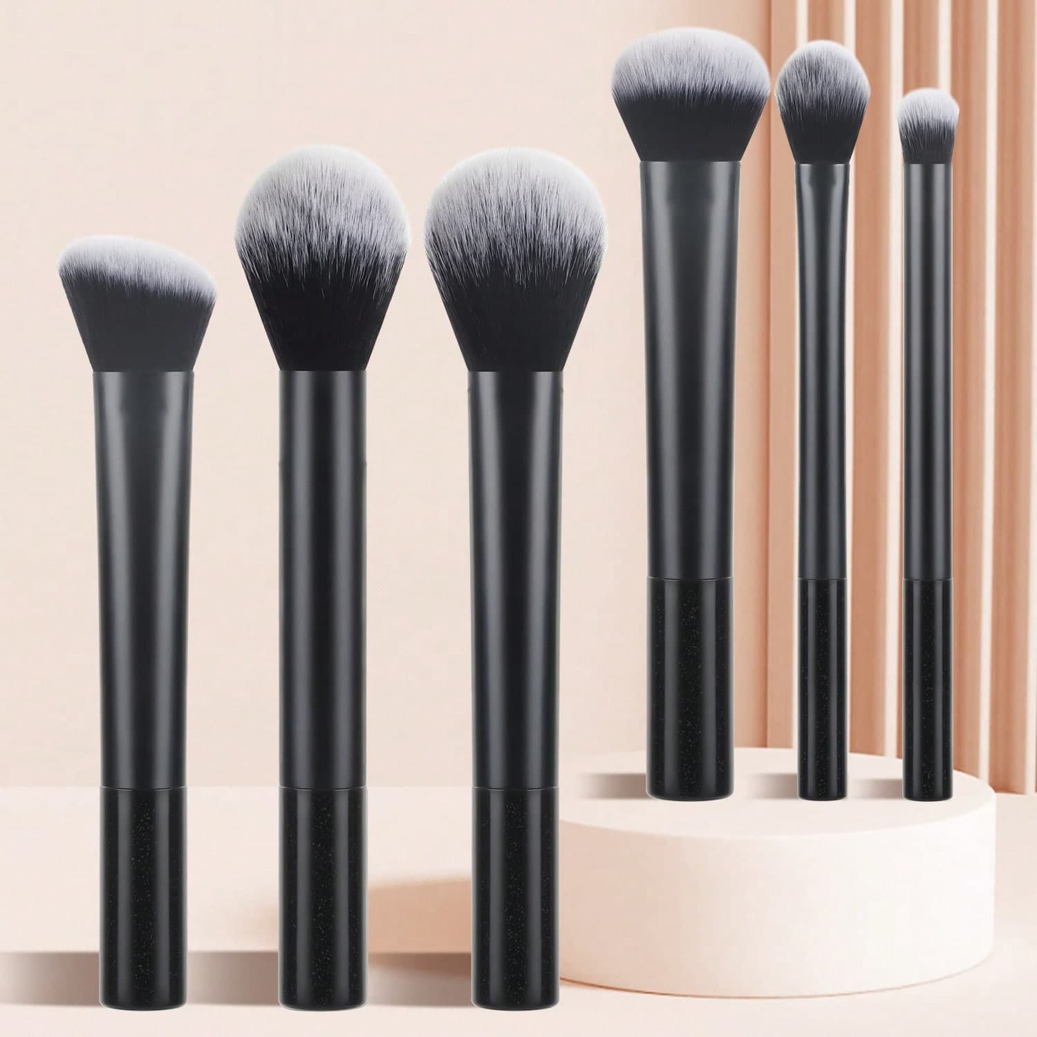 Ensemble de 6 pinceaux de maquillage doux et respectueux de la peau, adapté aux débutantes et aux novices pour un maquillage complet